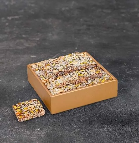 Antep Fıstıklı Fındıklı Portakal Aromalı Yaprak Lokum