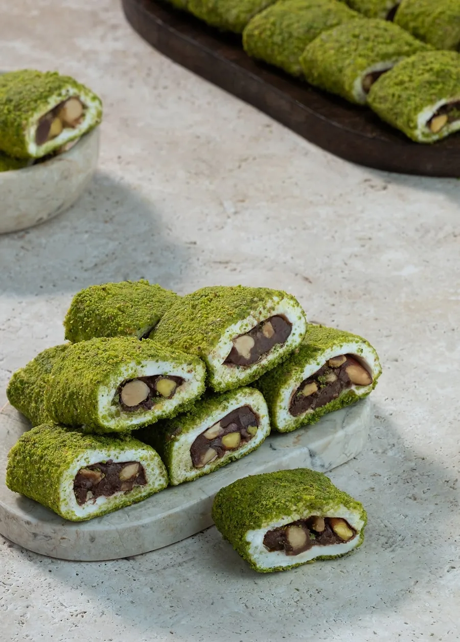 Nutellalı Karışık Çerezli Katlama Lokum